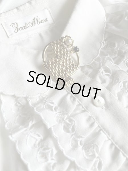 画像7: 【ちょうどいいリッチ感*】未使用*小花とゆれるデザインブローチ (7)