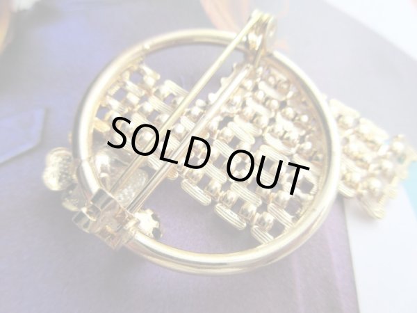 画像4: 【ちょうどいいリッチ感*】未使用*小花とゆれるデザインブローチ (4)