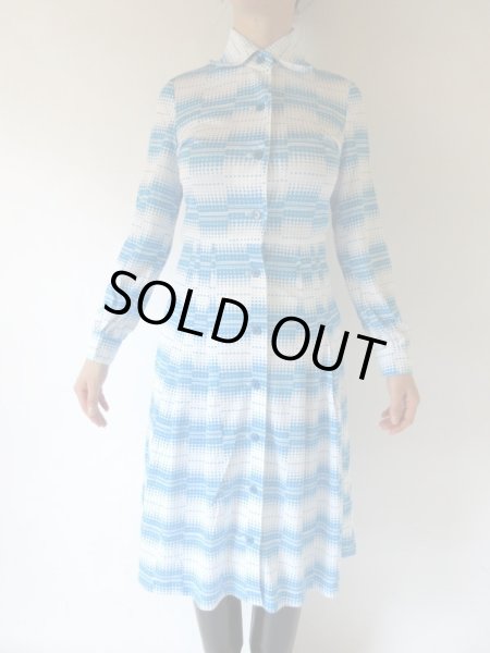 画像3: 【色褪せないバイカラー*】爽やか水玉ワンピース (3)