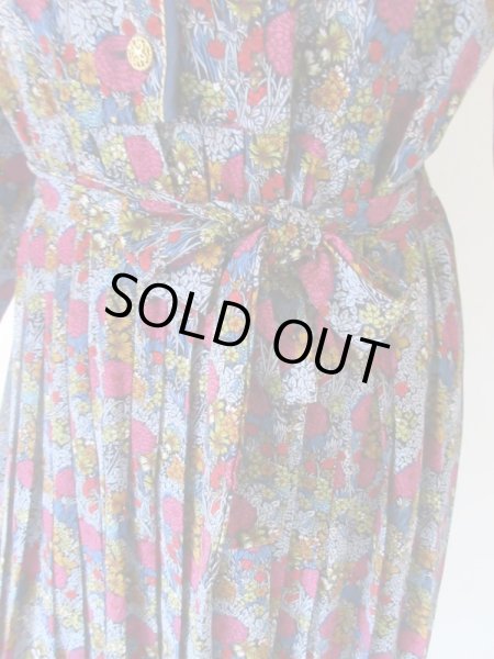 画像8: 【ステッチにも注目*】ドラマティックフラワーワンピース (8)