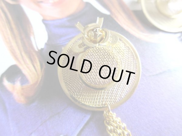 画像2: 【胸きゅんレトロ*】未使用*お帽子のチェーンブローチ (2)