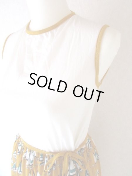 画像4: 【色褪せないマリンルック*】ヨット柄ワンピース (4)