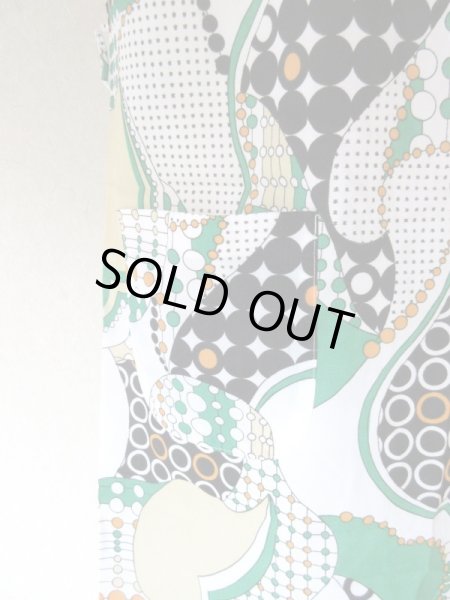 画像2: 【新鮮配色*】幾何学柄ワンピース (2)