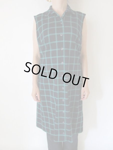 画像4: 【羽織ってジレ風にも*】ネイビー×グリーンラインワンピース (4)