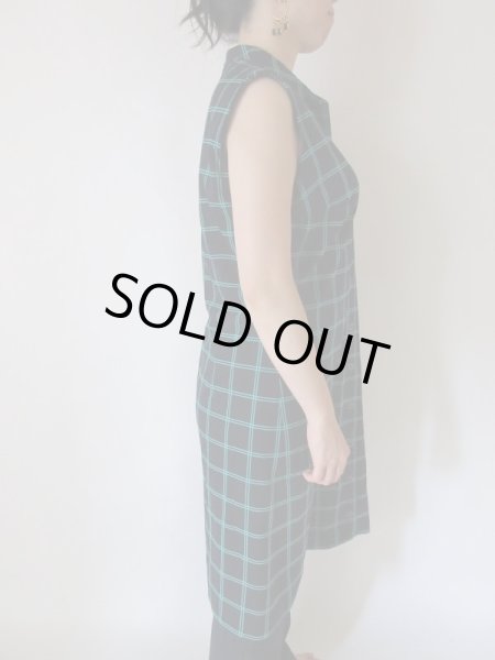 画像5: 【羽織ってジレ風にも*】ネイビー×グリーンラインワンピース (5)